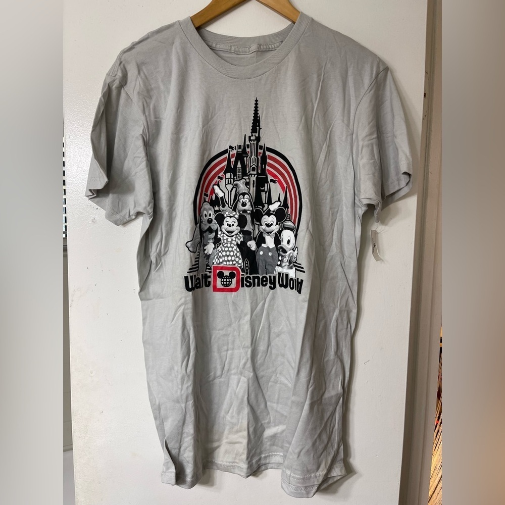 NWT Walt Disney World Gray T-Shirt